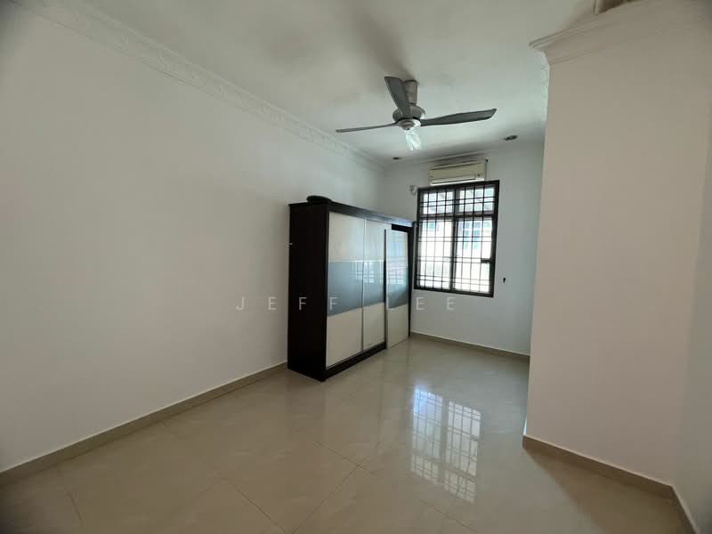 Rumah Teres 2 Tingkat untuk Dijual di Taman Nusa Bestari (Iskandar Puteri (Nusajaya)) - Jeff Lee - Bedroom - PropertyGuru.com.my