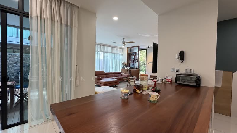 Rumah Berkembar untuk Dijual di Pantai Tengah (Chenang) - Francis Ngooi - PropertyGuru.com.my