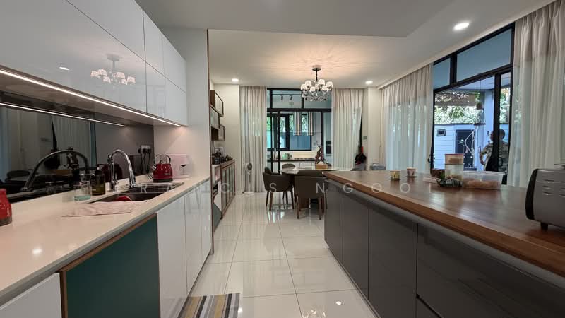 Rumah Berkembar untuk Dijual di Pantai Tengah (Chenang) - Francis Ngooi - PropertyGuru.com.my