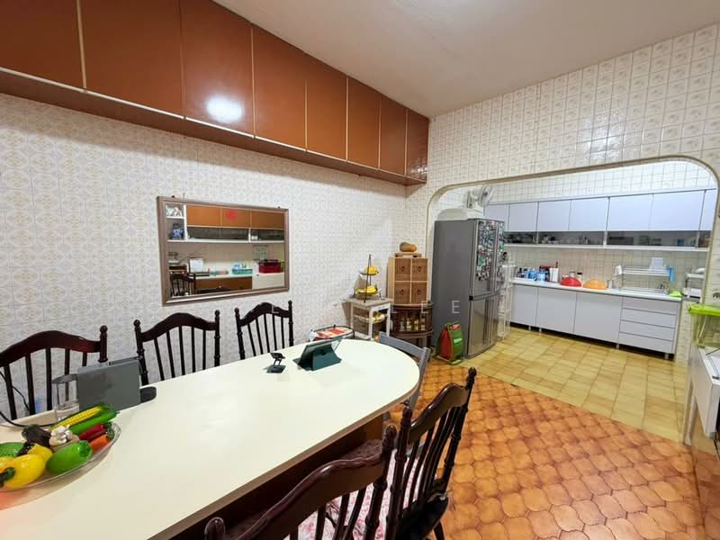 Rumah Berkembar untuk Dijual di Taman Tasek (Johor Bahru) - Jeff Lee - Kitchen - PropertyGuru.com.my