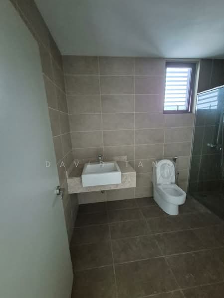 Semi-Detached House for Sale in Desa Petaling (Kuala Lumpur) - David Tang - Bathroom - PropertyGuru.com.my