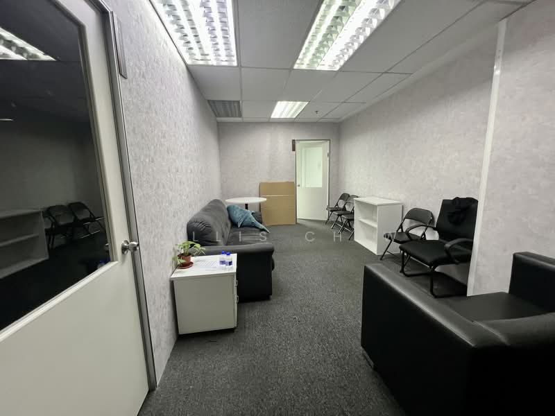Office for Rent in Mont Kiara (Kuala Lumpur) - Willis Chew - Interior - PropertyGuru.com.my