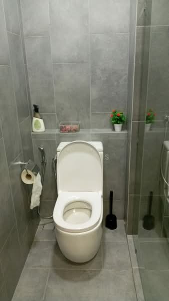 Servis Apartment untuk Disewa di Ativo Suites @ Damansara Avenue - Agnes Chee - Bathroom - PropertyGuru.com.my