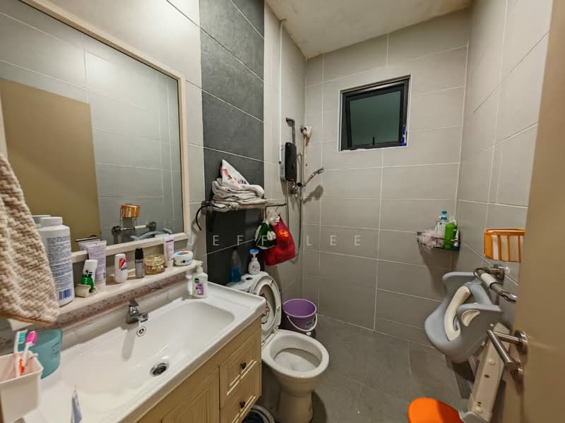 Cluster House for Sale in Johor Bahru (Johor) - Jeff Lee - Bathroom - PropertyGuru.com.my