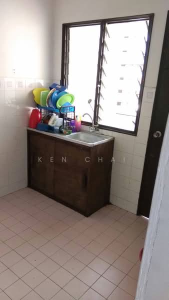 Pangsapuri untuk Dijual di Ria 2 Apartment - Ken Chai - PropertyGuru.com.my