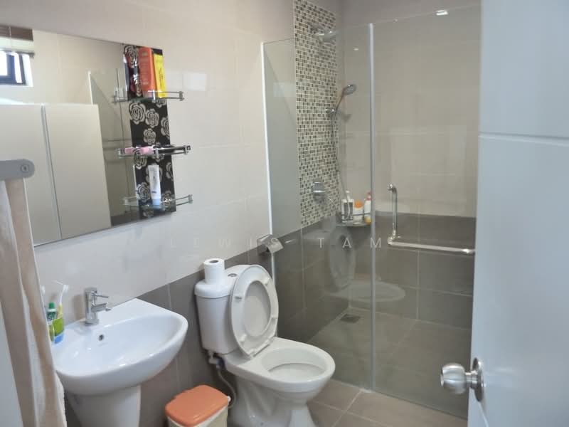 Condominium for Sale at Papillon Desahill Condominium - Lewis Tam - Bathroom - PropertyGuru.com.my