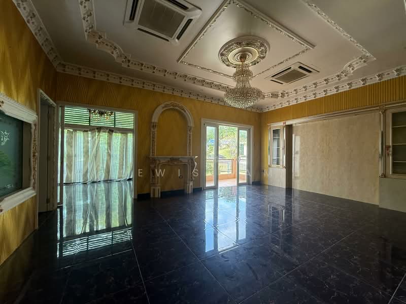 Rumah Banglo untuk Dijual di Petaling Jaya (Selangor) - Lewis Tam - Living Room - PropertyGuru.com.my