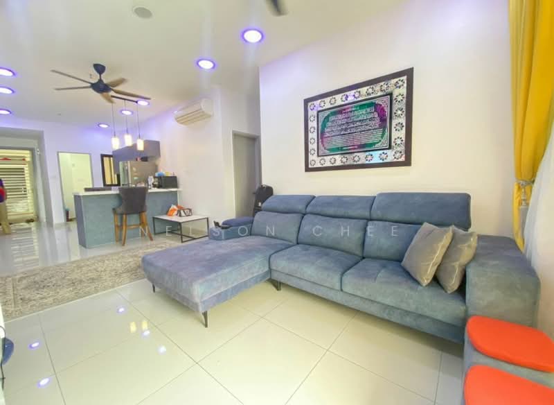 Servis Apartment untuk Dijual di Ten Kinrara - Nelson Chee - Living Room - PropertyGuru.com.my