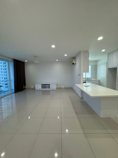 Kondominium untuk Disewa di Le Yuan Residence - Hanson Lau - Living Room - PropertyGuru.com.my