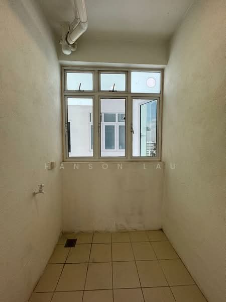 Kondominium untuk Disewa di Le Yuan Residence - Hanson Lau - Balcony - PropertyGuru.com.my