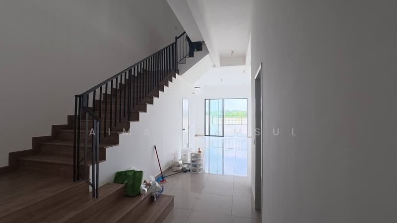 For Rent - Sejati Lakeside 2