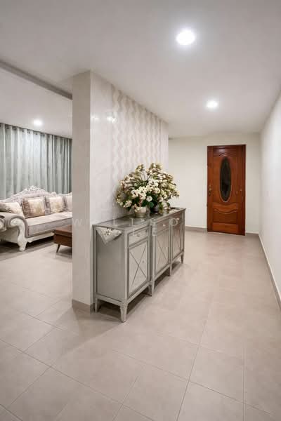 Servis Apartment untuk Dijual di Venti @ Skycube Residences - Willson Lee - Living Room - PropertyGuru.com.my