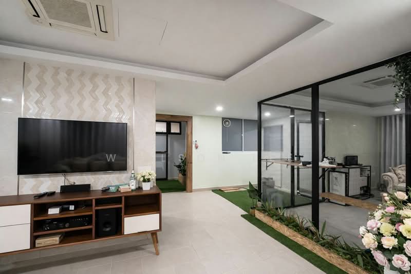 Servis Apartment untuk Dijual di Venti @ Skycube Residences - Willson Lee - Living Room - PropertyGuru.com.my
