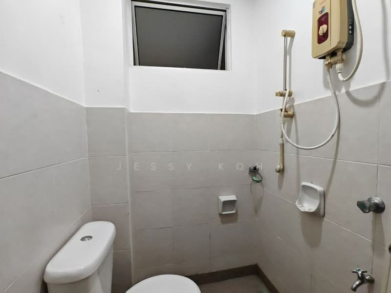 Rumah Teres 2 Tingkat untuk Disewa di Skudai (Johor) - Jessy Koh - Bathroom - PropertyGuru.com.my