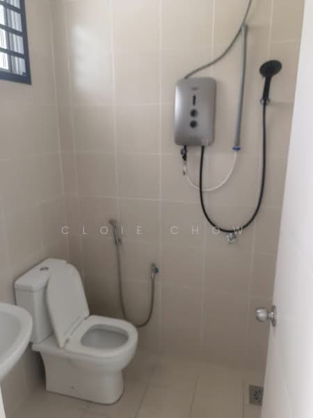 1-storey Terraced House for Rent in Seremban (Negeri Sembilan) - Cloie Chow - Bathroom - PropertyGuru.com.my