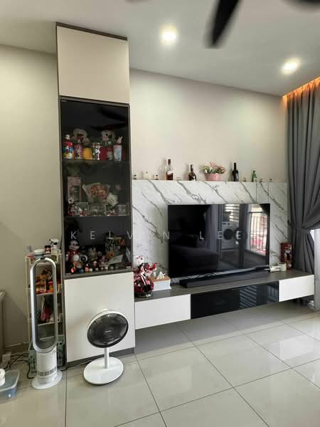Kondominium untuk Dijual di Imperial Grande - Kelvin Lee - Living Room - PropertyGuru.com.my