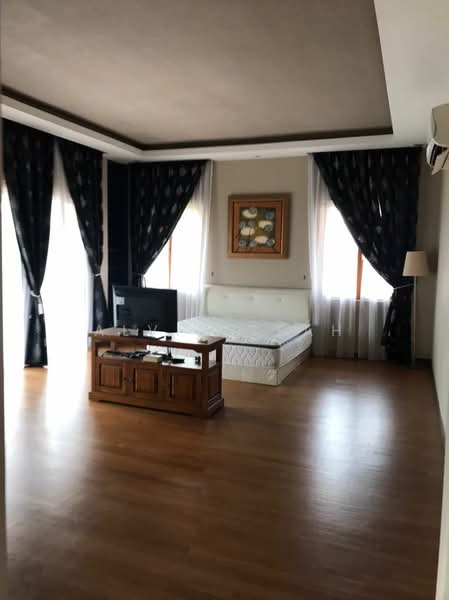 Bungalow House untuk Dijual di Damansara Idaman (Ara Damansara) - Alvin Seah - Bedroom - PropertyGuru.com.my