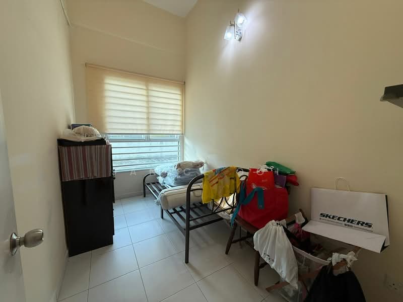 Condominium for Sale at The Golden Triangle Condominium - Janice Ooi - Bedroom - PropertyGuru.com.my