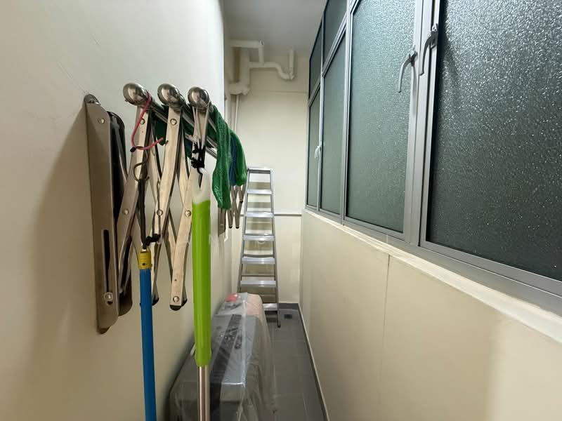 Condominium for Sale at The Golden Triangle Condominium - Janice Ooi - Corridor - PropertyGuru.com.my