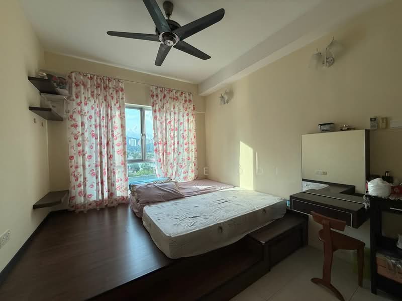 Condominium for Sale at The Golden Triangle Condominium - Janice Ooi - Bedroom - PropertyGuru.com.my