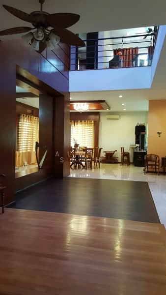 Bungalow House untuk Dijual di Damansara Idaman (Ara Damansara) - Alvin Seah - Living Room - PropertyGuru.com.my