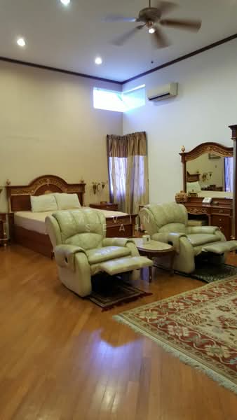 Bungalow House untuk Dijual di Damansara Idaman (Ara Damansara) - Alvin Seah - Bedroom - PropertyGuru.com.my