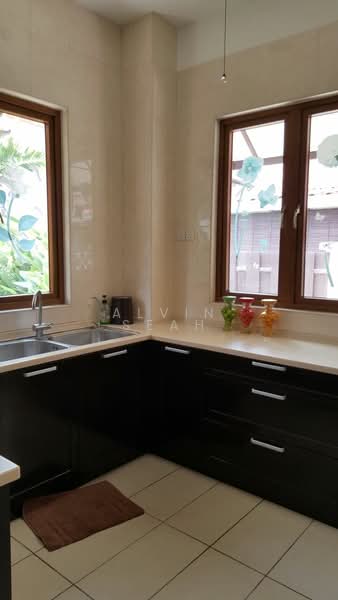 Bungalow House untuk Dijual di Damansara Idaman (Ara Damansara) - Alvin Seah - Kitchen - PropertyGuru.com.my