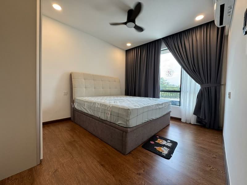 Service Residence for Sale at Country Garden Central Park - Wennes Go - Bedroom - PropertyGuru.com.my