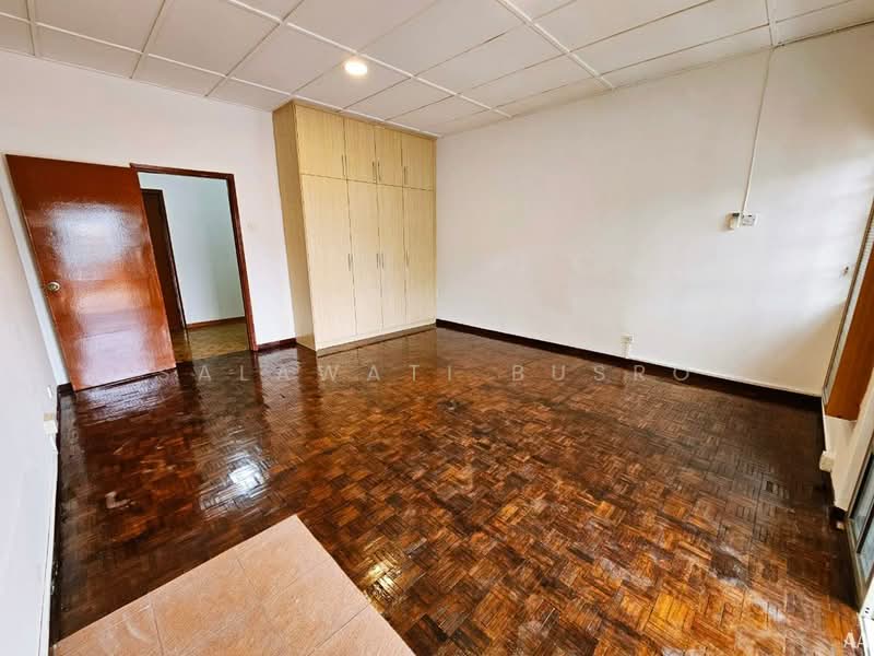 Rumah Teres 2 Tingkat untuk Dijual di Berjaya Park (Shah Alam) - Salawati Busro - Bedroom - PropertyGuru.com.my