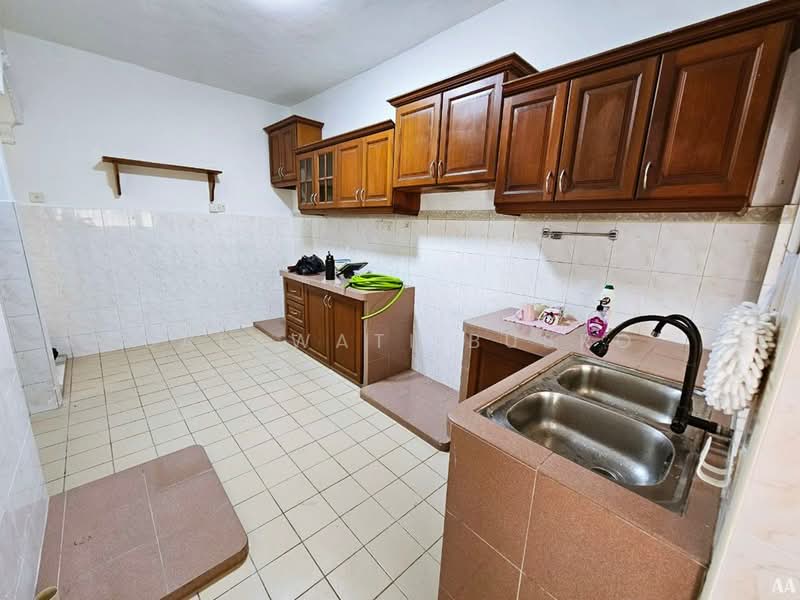 Rumah Teres 2 Tingkat untuk Dijual di Berjaya Park (Shah Alam) - Salawati Busro - Kitchen - PropertyGuru.com.my