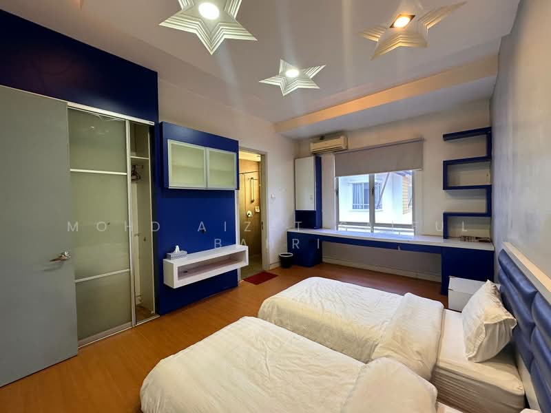 Rumah Berkembar untuk Dijual di Laman Seri (Shah Alam) - Mohd Aizat Saiful Bahri - Bedroom - PropertyGuru.com.my