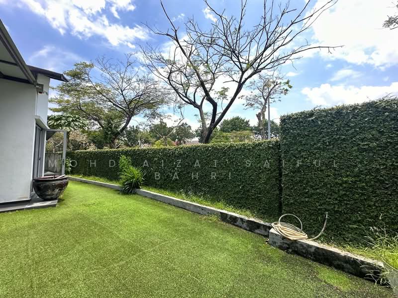 Rumah Berkembar untuk Dijual di Laman Seri (Shah Alam) - Mohd Aizat Saiful Bahri - Exterior - PropertyGuru.com.my