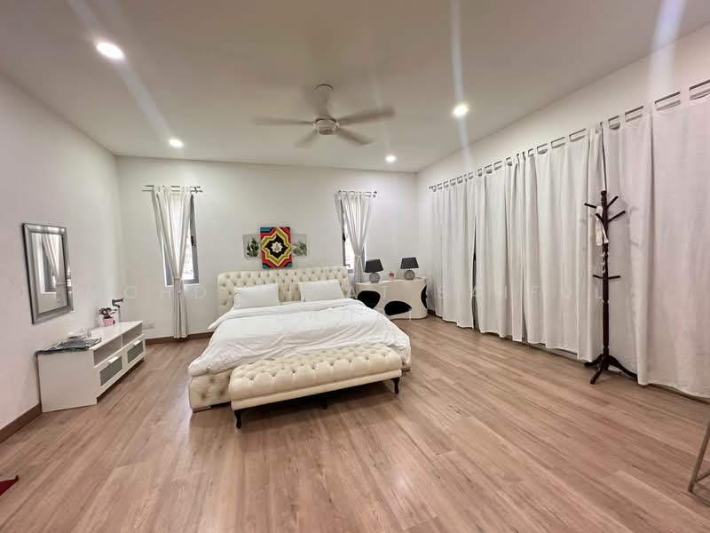 Rumah Berkembar untuk Dijual di Laman Seri (Shah Alam) - Mohd Aizat Saiful Bahri - Bedroom - PropertyGuru.com.my