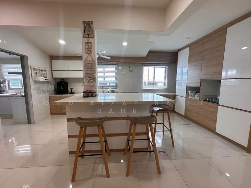 Rumah Berkembar untuk Dijual di Laman Seri (Shah Alam) - Mohd Aizat Saiful Bahri - Kitchen - PropertyGuru.com.my