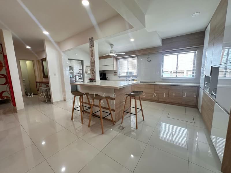 Rumah Berkembar untuk Dijual di Laman Seri (Shah Alam) - Mohd Aizat Saiful Bahri - Kitchen - PropertyGuru.com.my