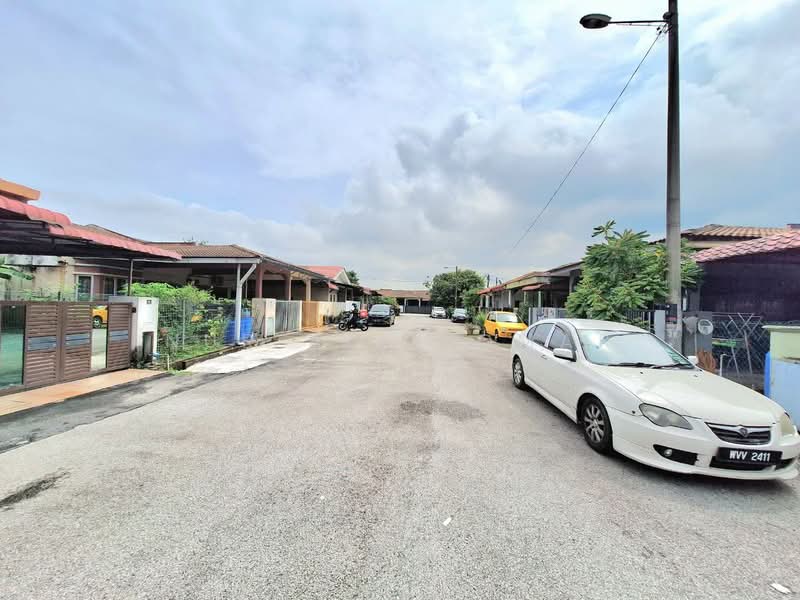 2-storey Terraced House for Sale in Taman Johan Setia (Klang) - Nur Alia Omar - Exterior - PropertyGuru.com.my