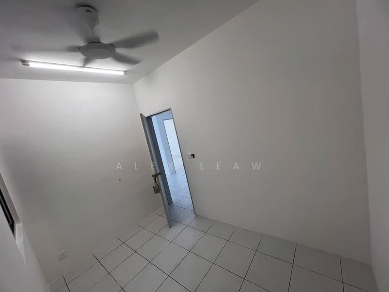 Condominium for Rent at Residensi Sateria - Alex Leaw - Interior - PropertyGuru.com.my