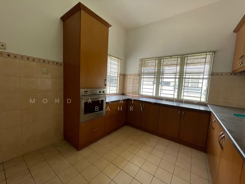 Semi-Detached House for Sale in Usj 3a (Subang Jaya) - Mohd Aizat Saiful Bahri - PropertyGuru.com.my