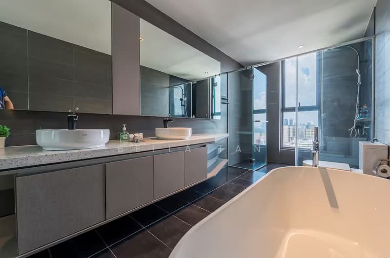 Servis Apartment untuk Dijual di Majestic Gen Sphere - Bella Tan - Bathroom - PropertyGuru.com.my