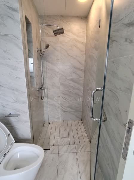 Servis Apartment untuk Disewa di Imperio Residence - Vincy How - Bathroom - PropertyGuru.com.my