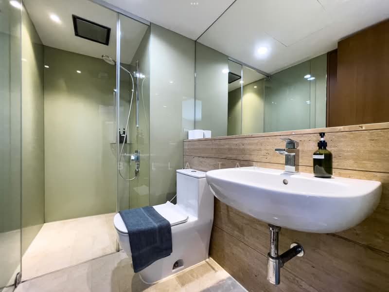 Service Residence for Sale at Majestic Gen Sphere - Bella Tan - Bathroom - PropertyGuru.com.my