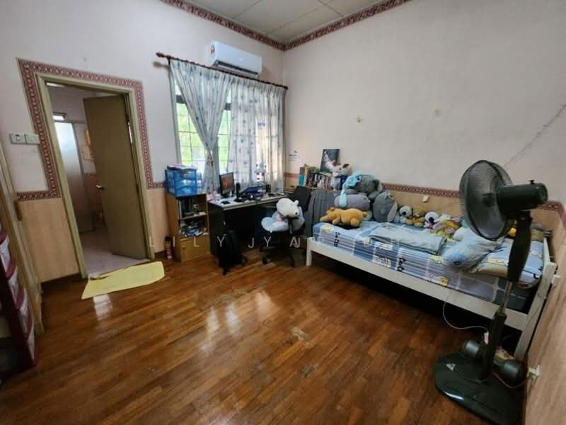 Rumah Banglo untuk Dijual di Bukit Rimau (Shah Alam) - Lily Yap DH - Bedroom - PropertyGuru.com.my