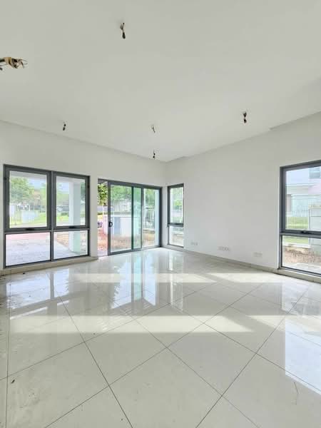 Rumah Banglo untuk Dijual di Taman Molek (Johor Bahru) - Eve Tan - PropertyGuru.com.my