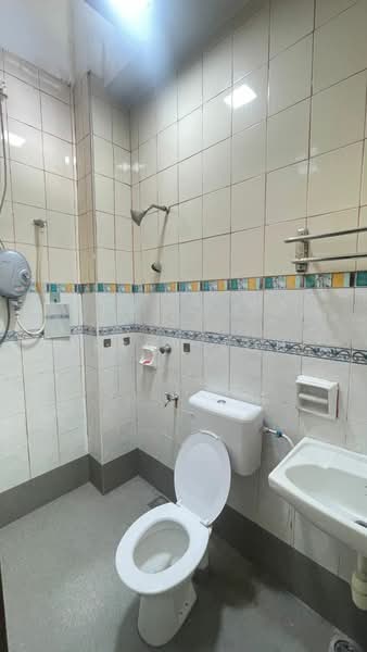 2-storey Terraced House for Rent in Taman Setia Indah (Tebrau) - Jessy Koh - Bathroom - PropertyGuru.com.my
