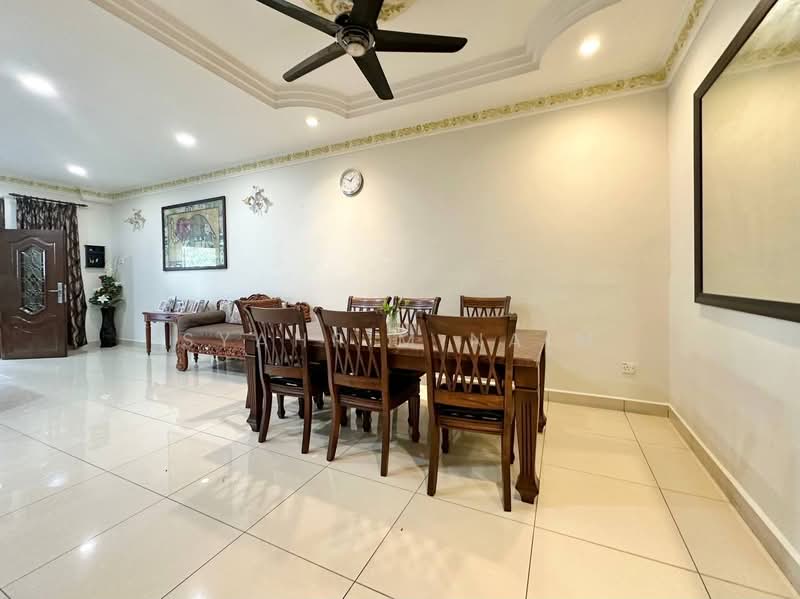 Rumah Teres 2 Tingkat untuk Dijual di Kampung Batu Belah (Klang) - Syahrim Naim - Dining Room - PropertyGuru.com.my