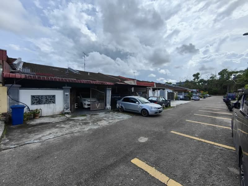 Rumah Teres 1 Tingkat untuk Dijual di Taman Puteri Wangsa (Ulu Tiram) - Kelvin Koay - Exterior - PropertyGuru.com.my