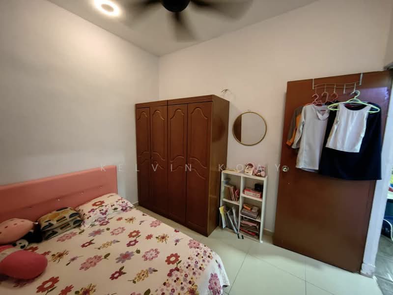 Rumah Teres 1 Tingkat untuk Dijual di Taman Puteri Wangsa (Ulu Tiram) - Kelvin Koay - Bedroom - PropertyGuru.com.my