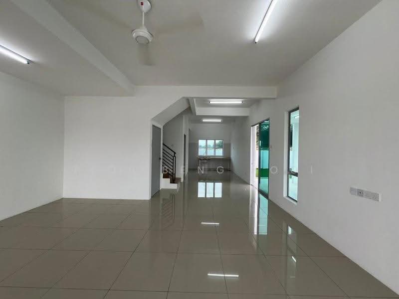 Terraced House for Sale in Ipoh (Perak) - Oscar Teoh - Living Room - PropertyGuru.com.my