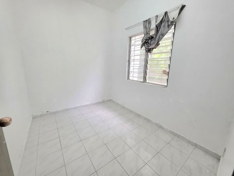 Rumah Teres 1 Tingkat untuk Dijual di Kampung Jalan Kebun (Shah Alam) - Salawati Busro - Interior - PropertyGuru.com.my