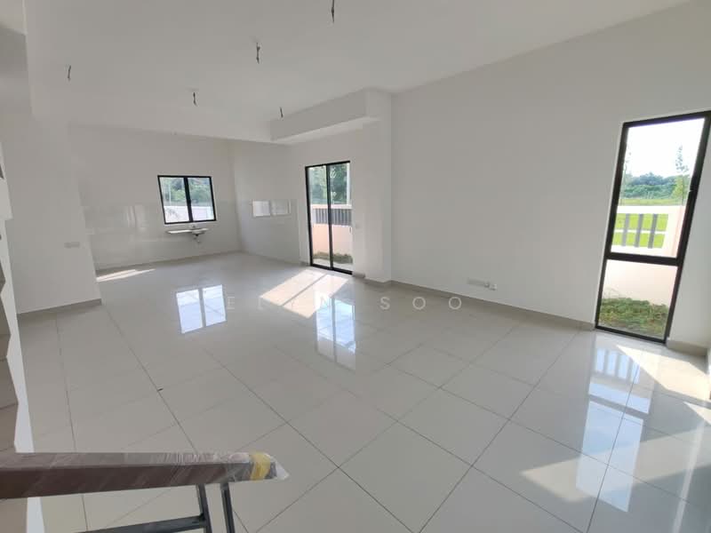 Rumah Teres 2 Tingkat untuk Dijual di Telok Panglima Garang (Selangor) - Elyn Soo - Living Room - PropertyGuru.com.my
